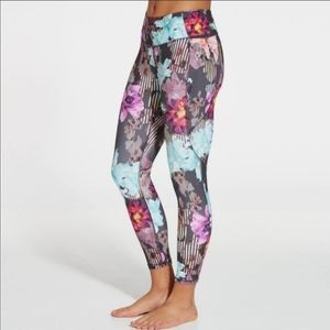 Calia by Carrie Underwood Energize 7/8 Leggings Botanical Garden Printed Size XS